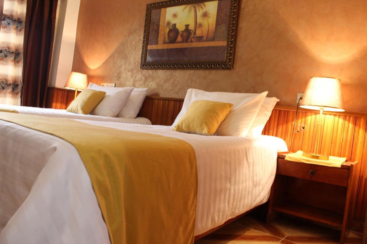 Hotel El Hayat Батна Экстерьер фото